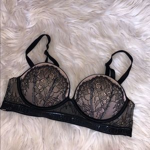 Victoria’s Secret - VERY SEXY PUSH UP BRA